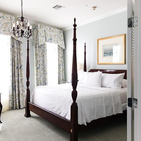 ניו אורלינס Bienville House Hotel מראה חיצוני תמונה