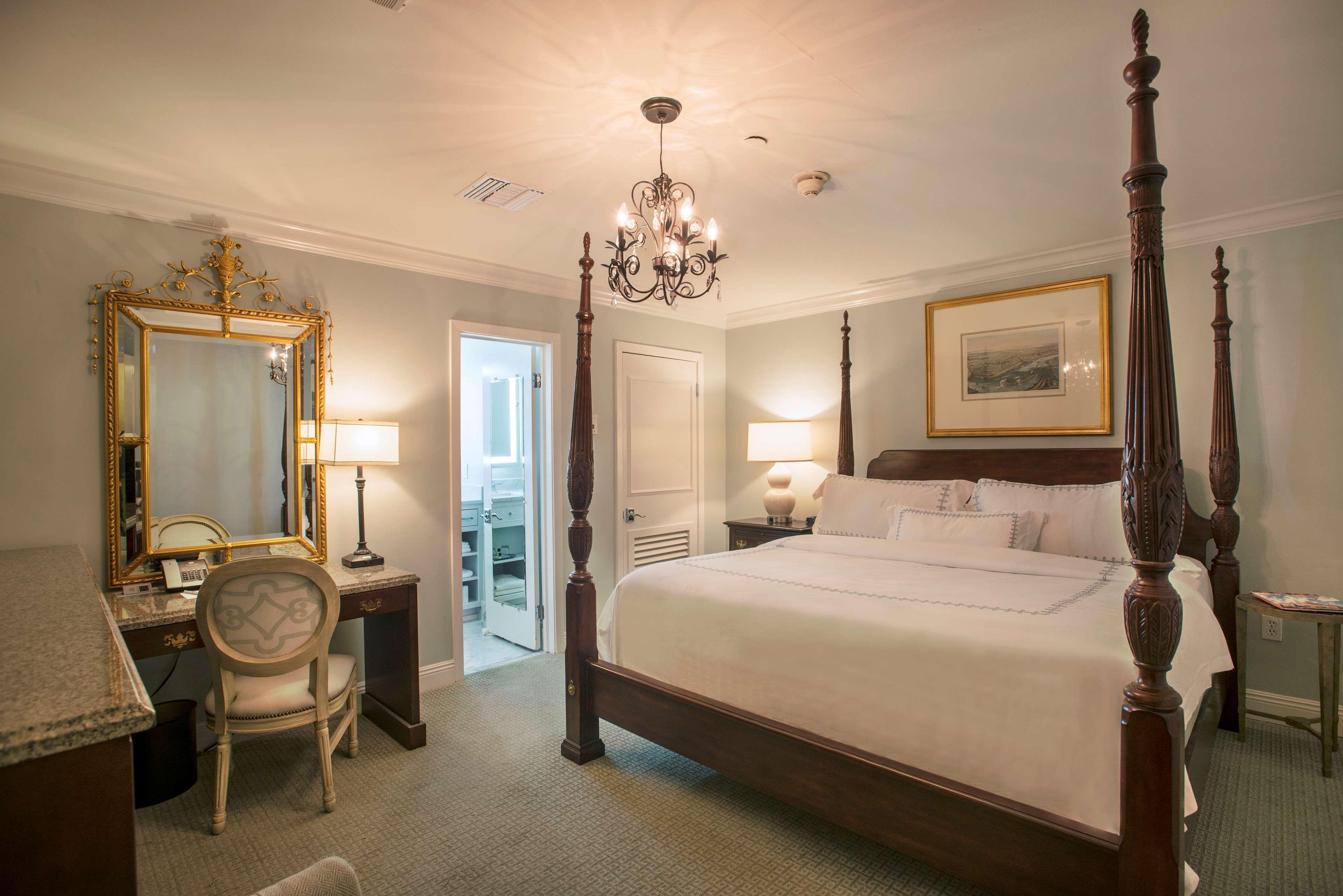 ניו אורלינס Bienville House Hotel מראה חיצוני תמונה