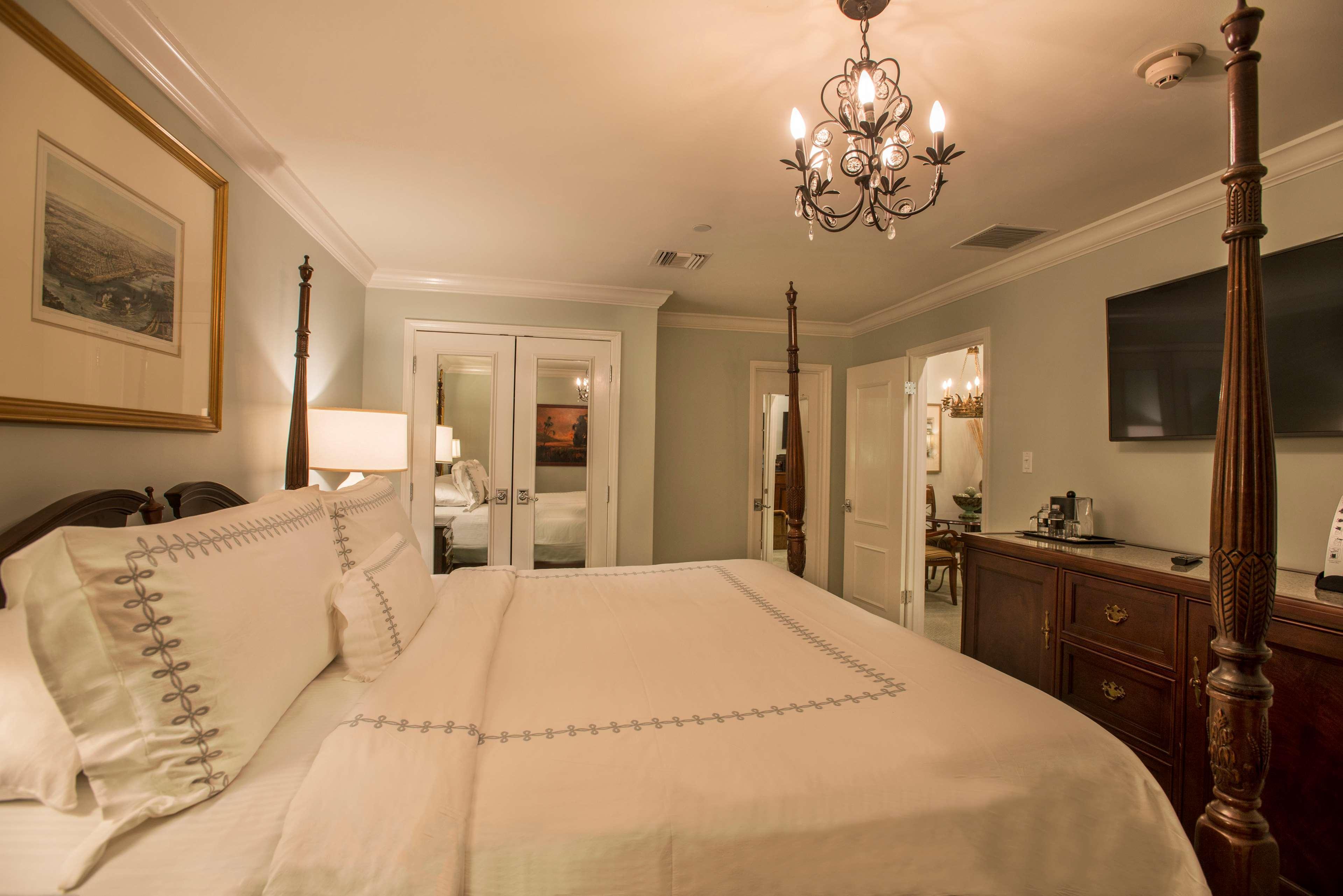 ניו אורלינס Bienville House Hotel מראה חיצוני תמונה