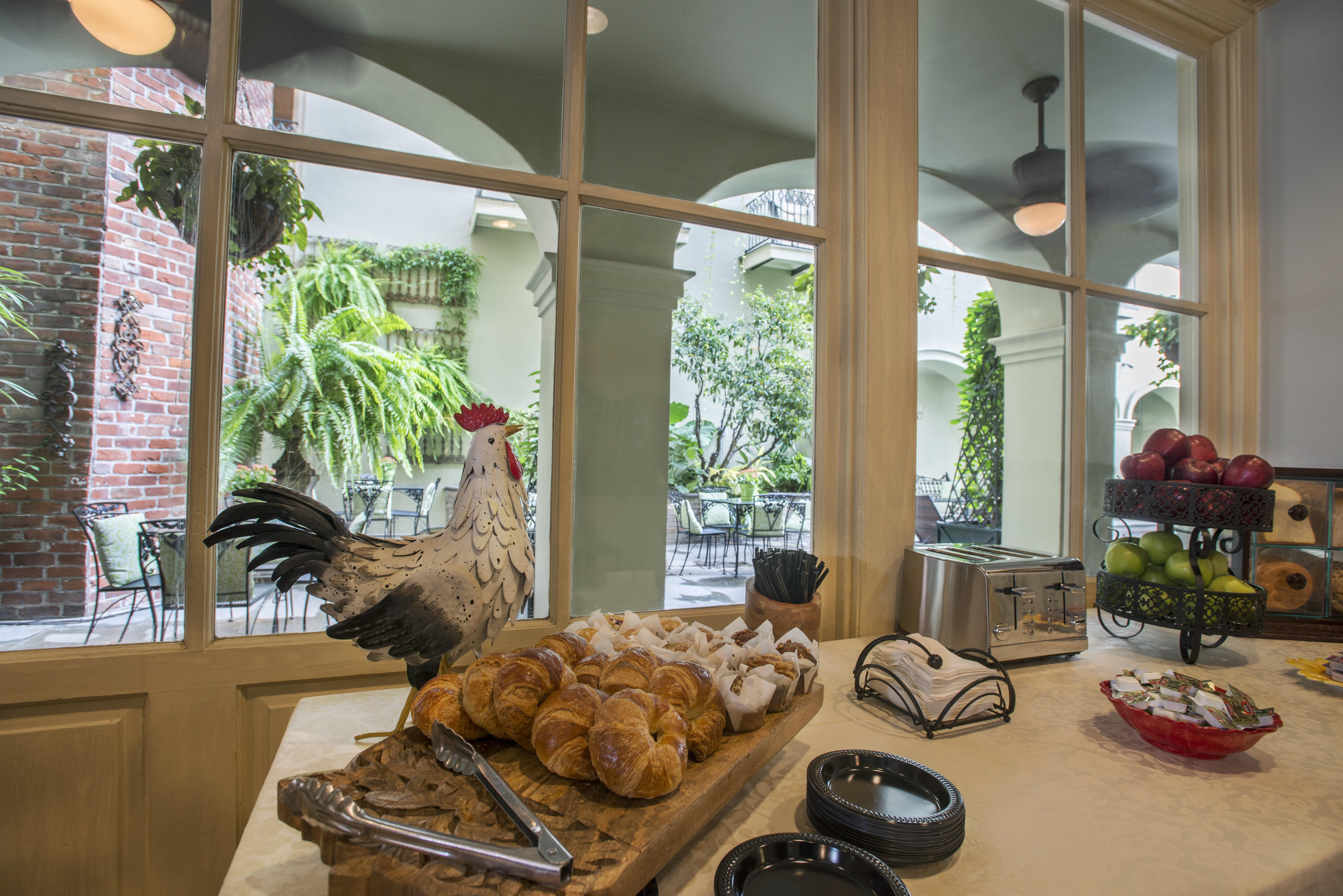 ניו אורלינס Bienville House Hotel מראה חיצוני תמונה