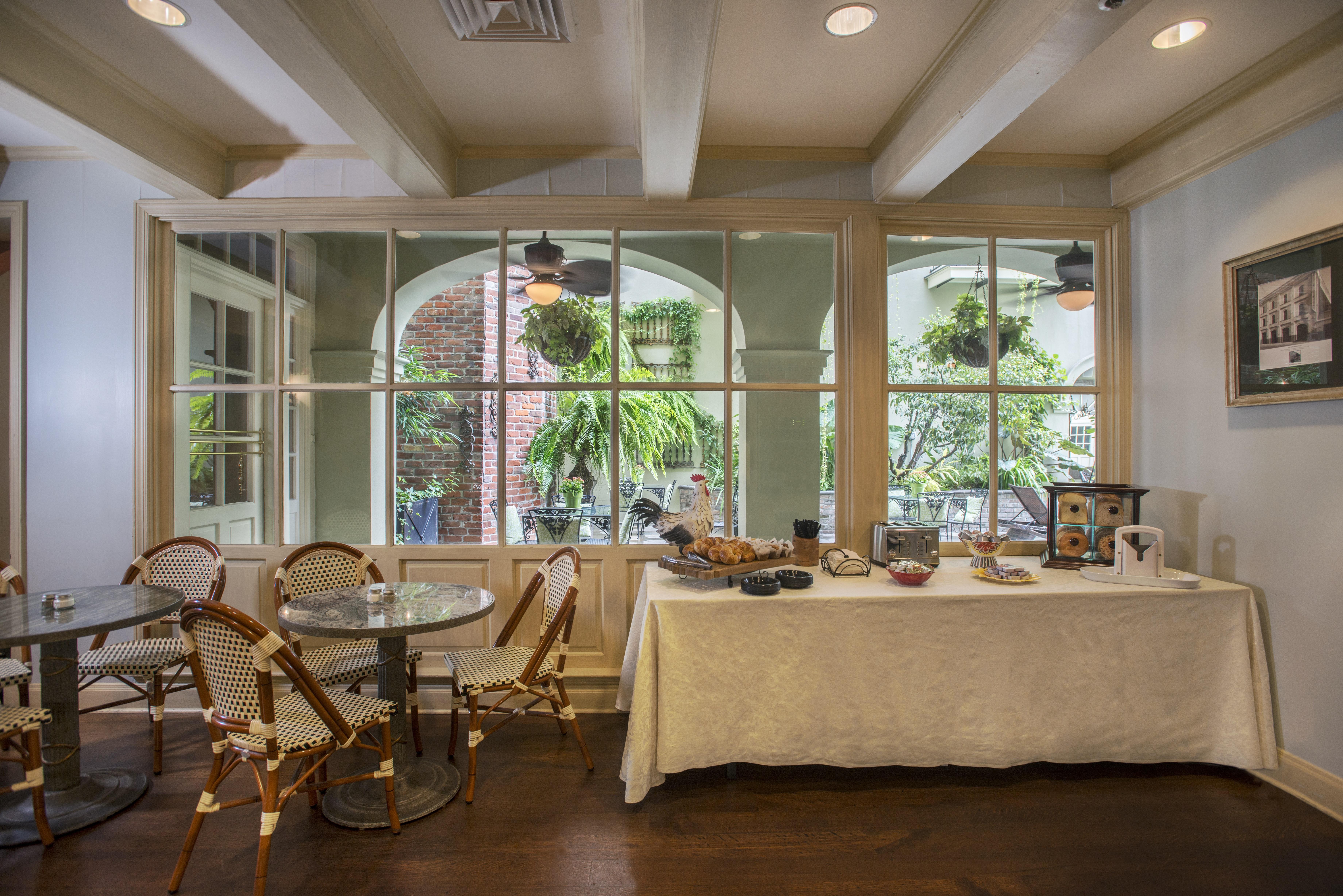 ניו אורלינס Bienville House Hotel מראה חיצוני תמונה